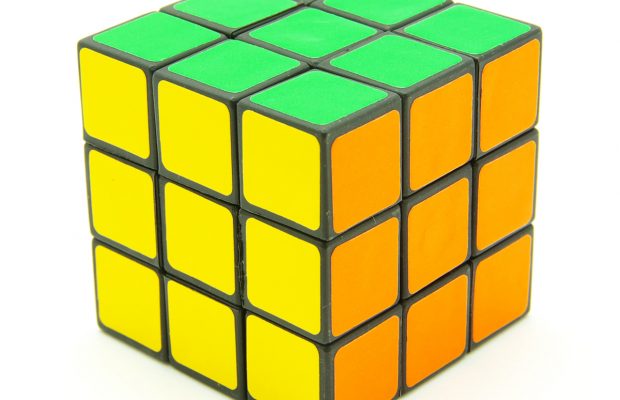 8-year-old solves 3 Rubik’s Cubes in 90 seconds! 8-year-old solves 3 Rubik’s Cubes in 90 seconds!
